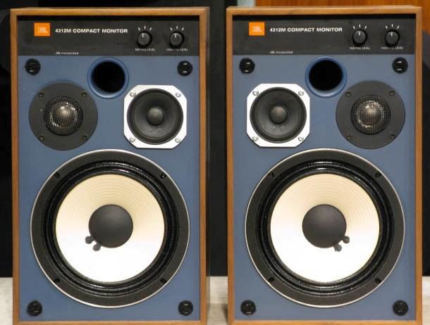 JBL 4312M (8)