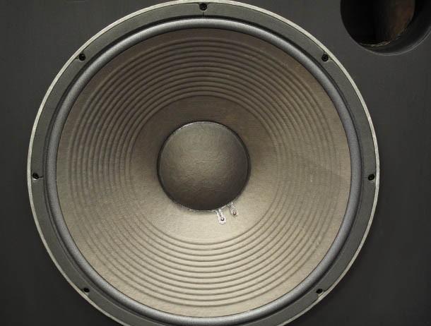 JBL_L200B (9)