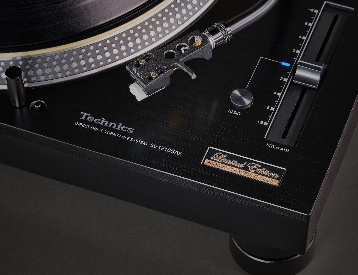 Technics SL-1210GAE Limited Edition