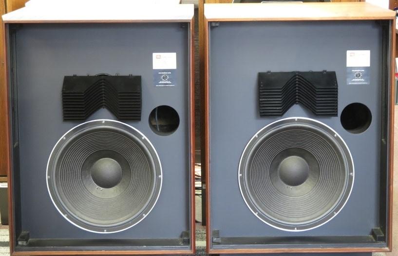 JBL L200B Studio Master JBL L200B Studio Master
