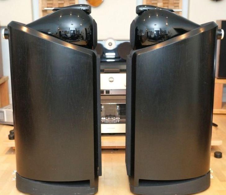 Bowers & Wilkins Nautilus 802 Diamond