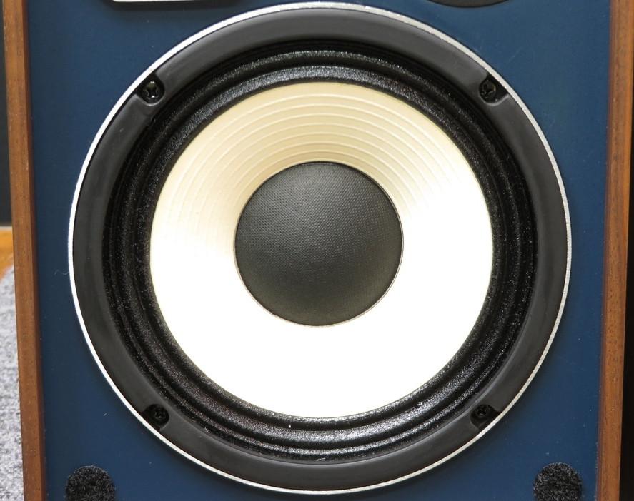 JBL 4312M II