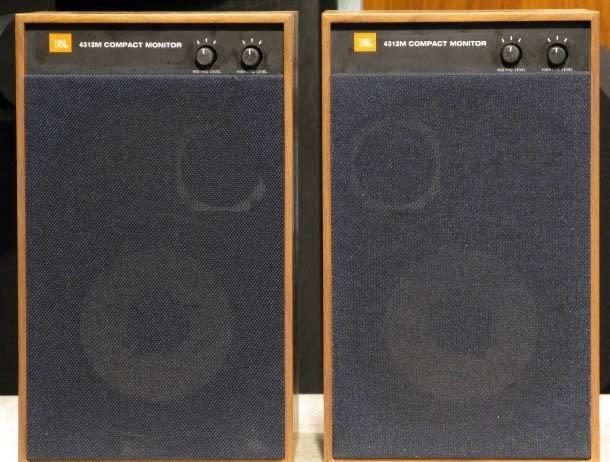 JBL 4312M  (9)