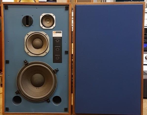 JBL 4315